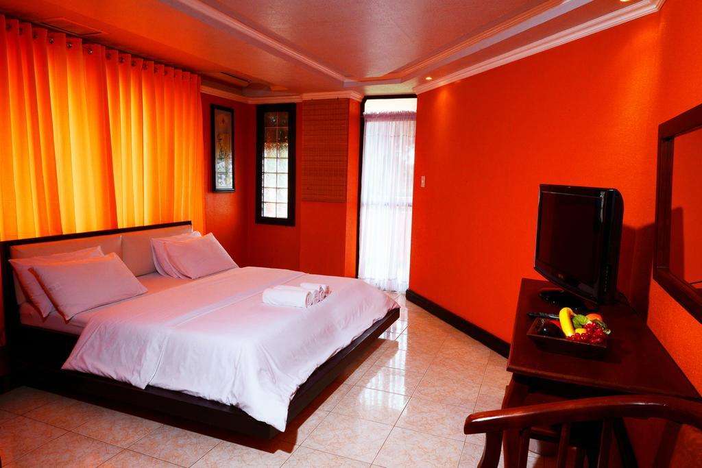 Jaimee'S Hotel, Resort And Restaurant Maasin  Habitación foto